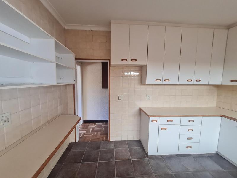 To Let 3 Bedroom Property for Rent in Stuarts Hill Western Cape